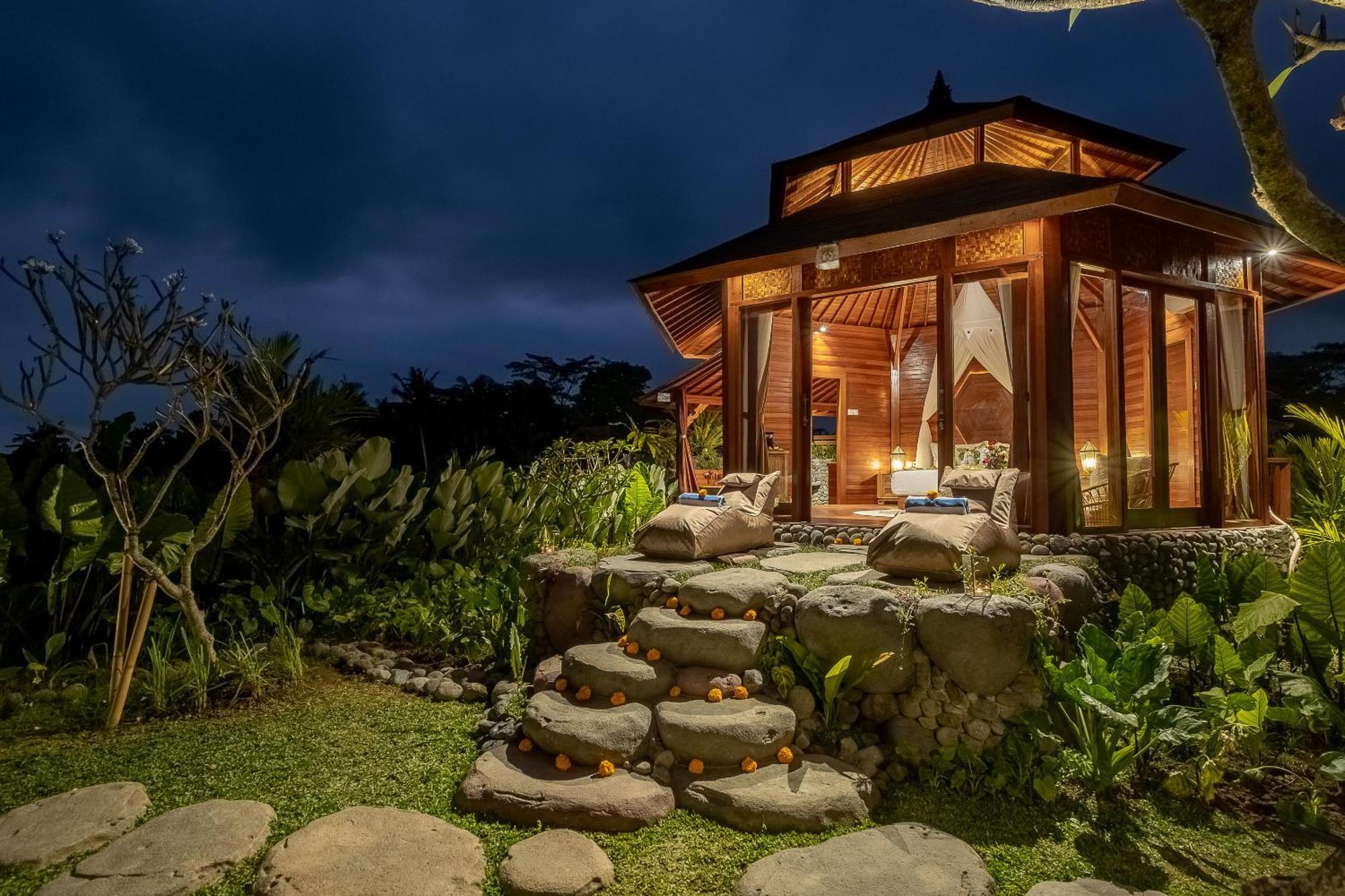 विला Wooden Stone Eco Ubud (Bali)